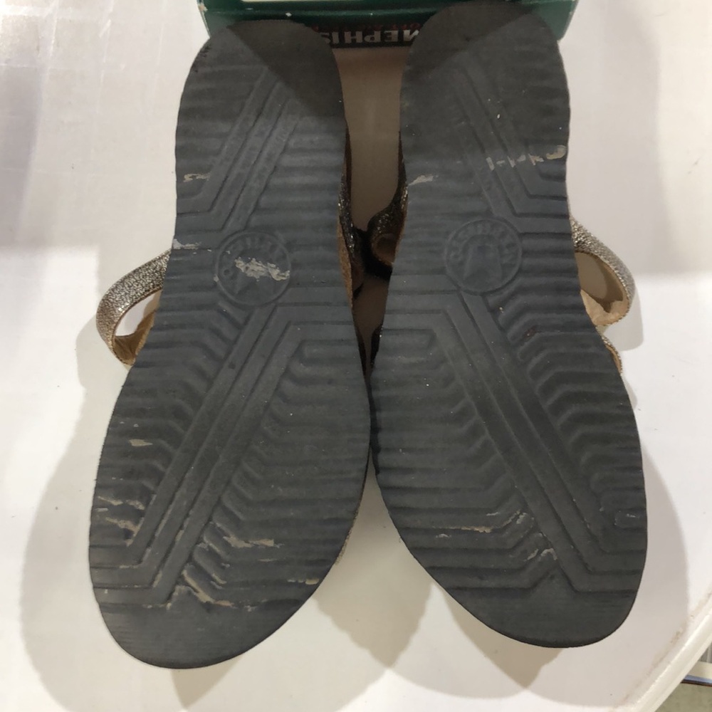 Mephisto slip on sandals antique gold w/black crystal walking adjustable size 9 - Picture 4 of 6